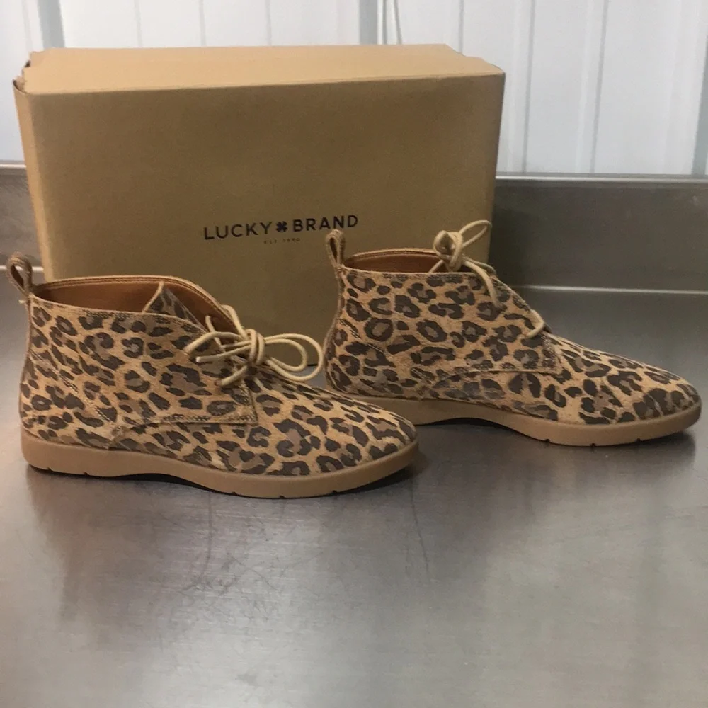 New Lucky Brand Leopard Print Suede Chukka Boots - Tan/Brown